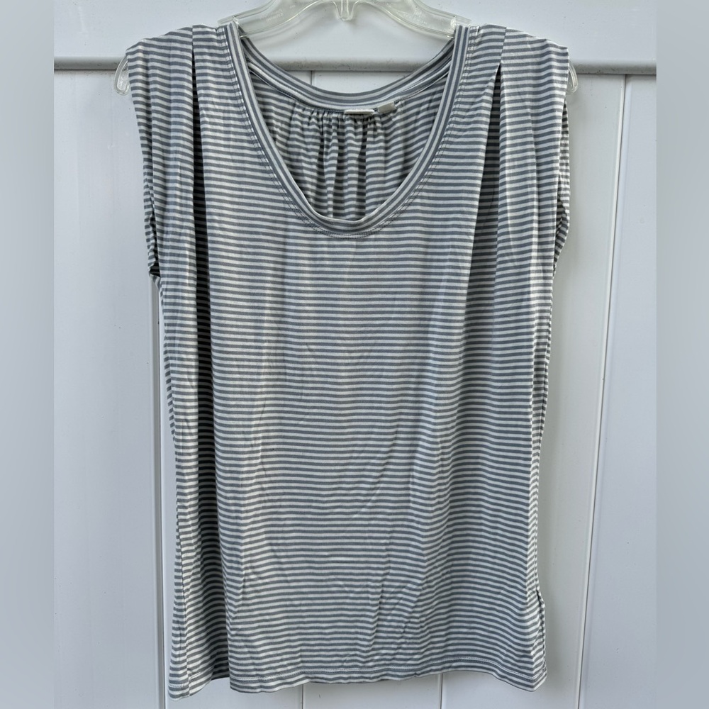 NWOT Gap Women’s Striped Top XS